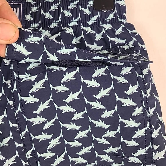 NWT NEW Vilebrequin Boys Swim Trunks Shark Print Bleu Marine Sz 10 Retail $160 - Picture 5 of 6